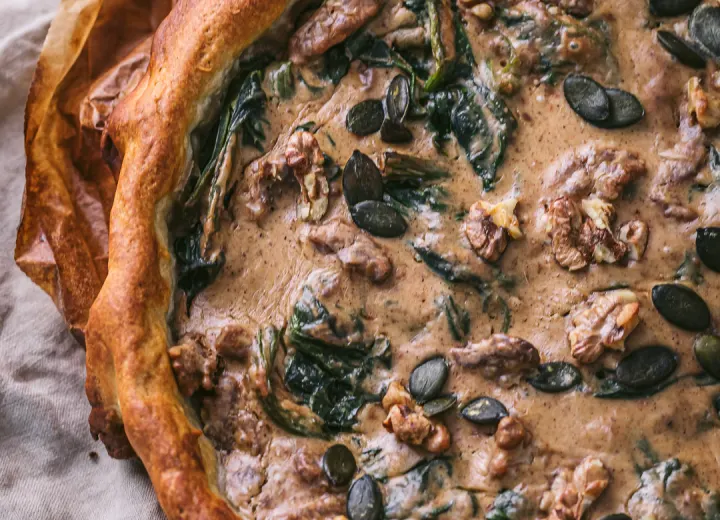 Quiche aux épinards à la purée de noisette