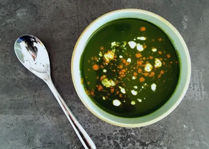 Velouté d’épinards curry coco
