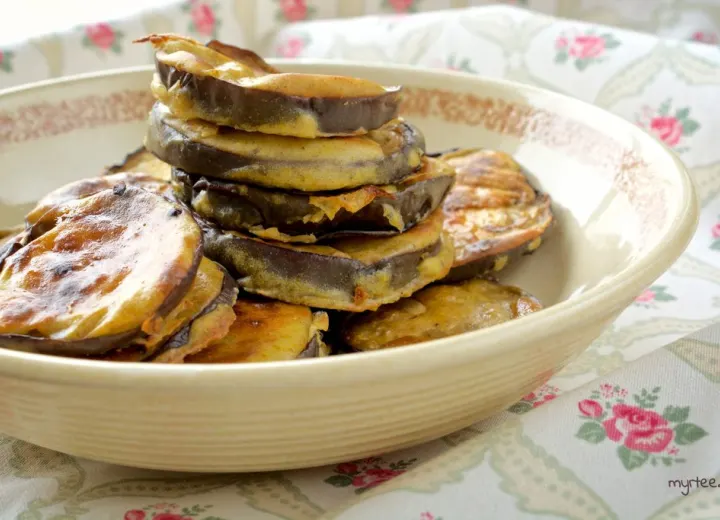 Beignets végans d'aubergine au four