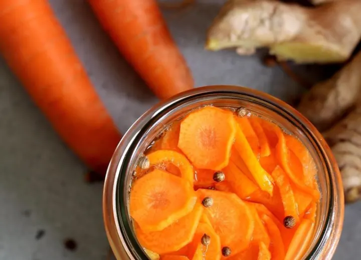 Pickles de carottes, gingembre et orange
